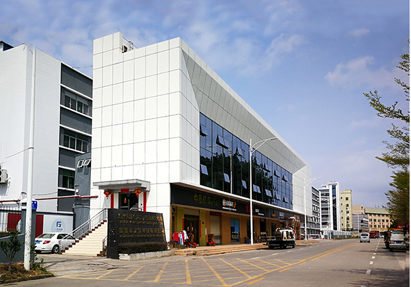 建始住宅公寓幕墙修缮